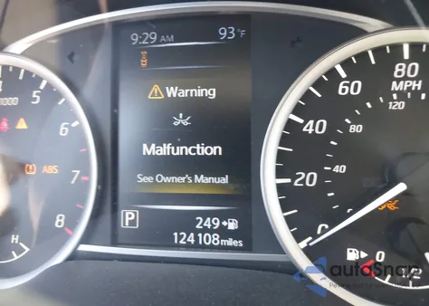 2018 Nissan Sentra S z USA, uszkodzony, nr VIN 3N1AB7AP0JY295498